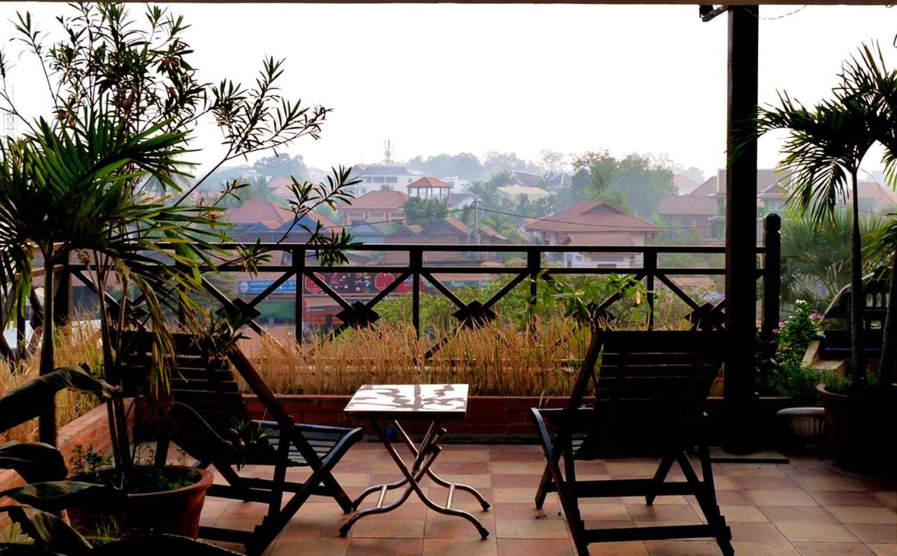 Siem Reap Riverside Hotel Exterior foto