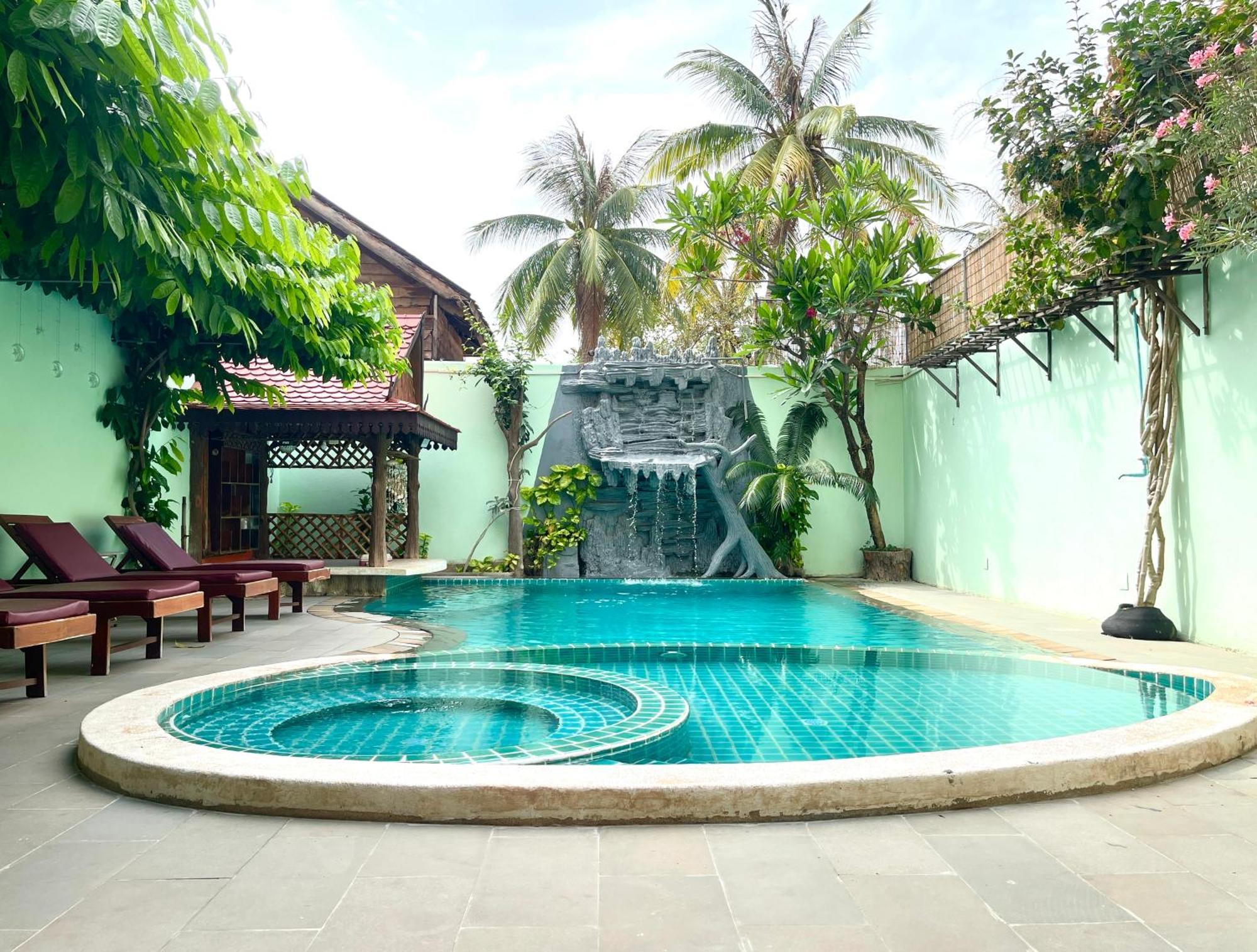 Siem Reap Riverside Hotel Exterior foto